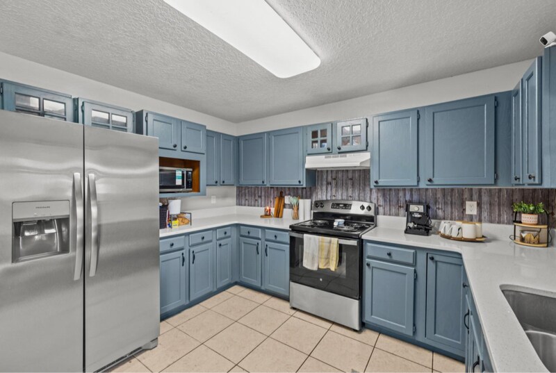 Building Photo - 324 Montgomery Ct