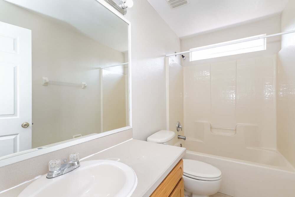 Building Photo - 1236 Apopka Ln