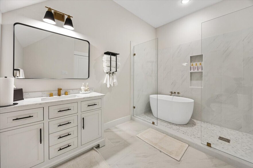 Building Photo - 2522 Park Row Ave