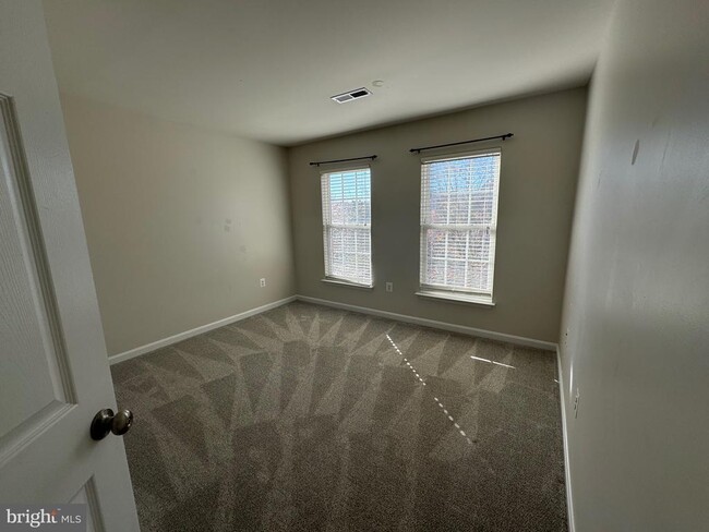 Building Photo - 6485 Ashby Grove Loop