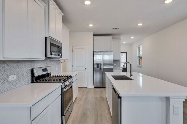 Building Photo - 200 Small Seed Dr