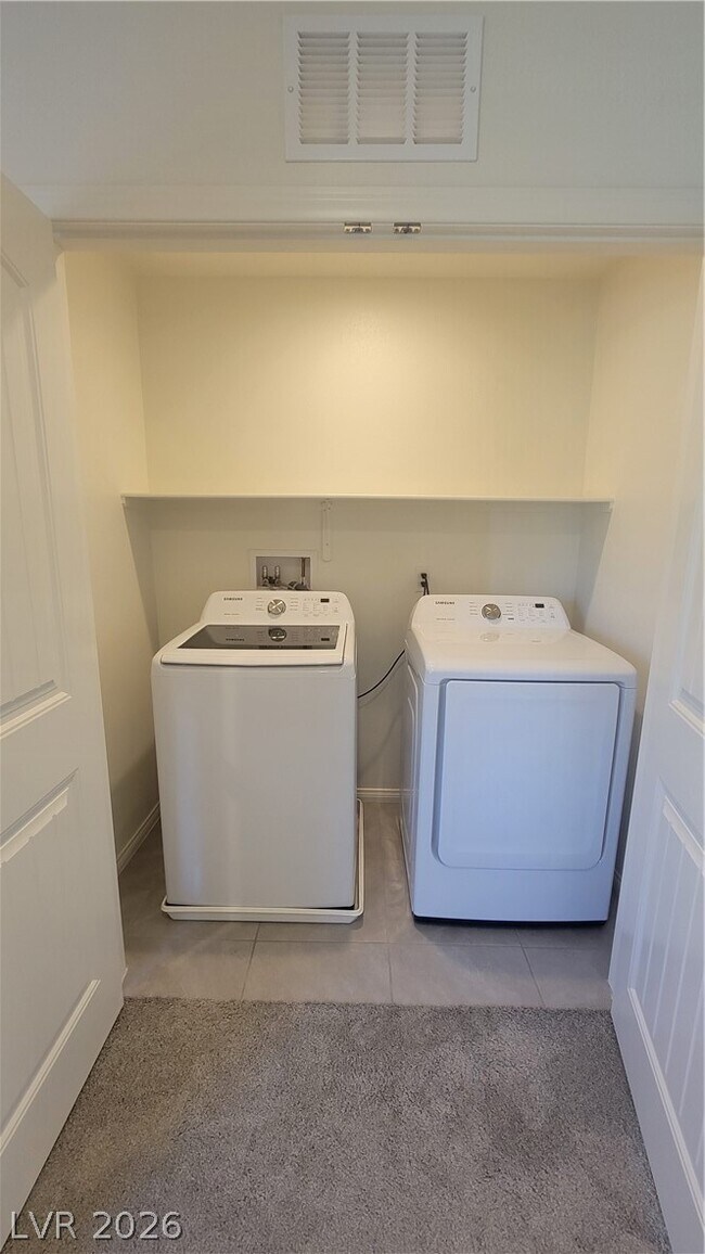 Building Photo - 8772 Belle Castle Ct