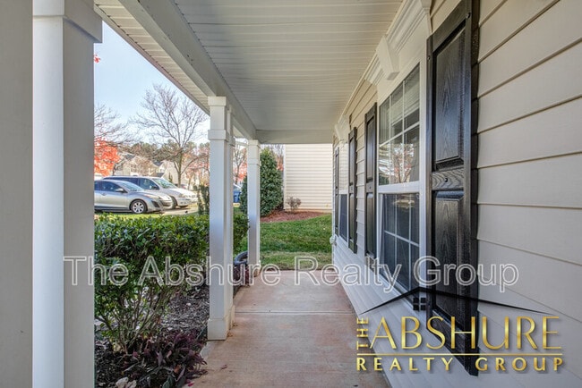 Building Photo - 5223 Malik Dr