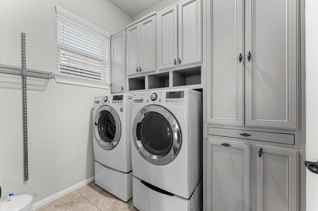 Building Photo - 4315 Laburnam Rd