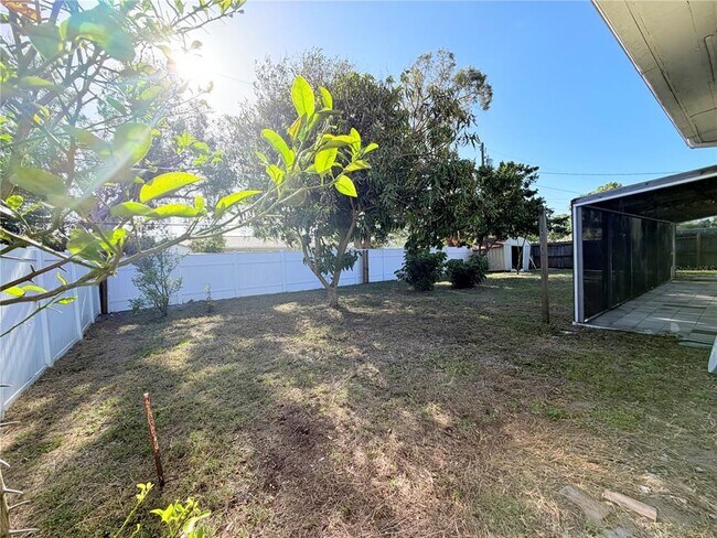 Building Photo - 309 Kerry Dr