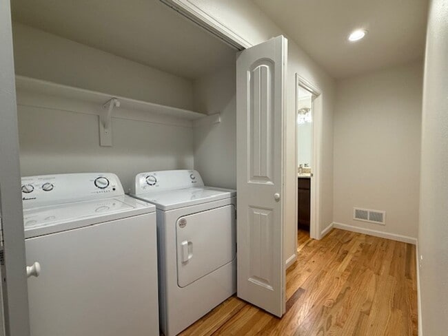 Building Photo - Fully Upgraded Executive Home For Lease