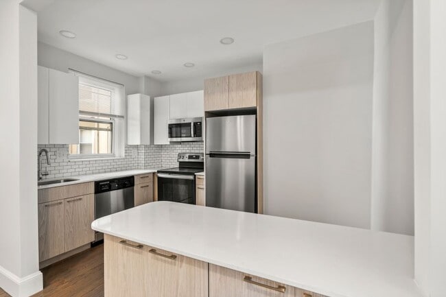 Image (2 of 15) - 108-112 Jersey Street