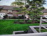 Building Photo - 54 E Maple St