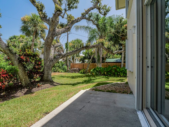 Building Photo - 915 Bahia Mar Rd
