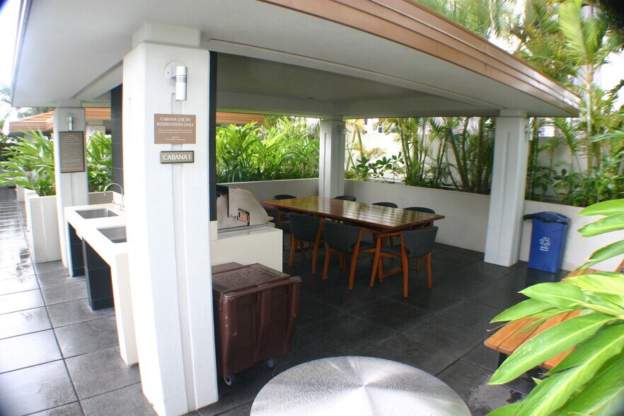 Building Photo - 600 Ala Moana Blvd