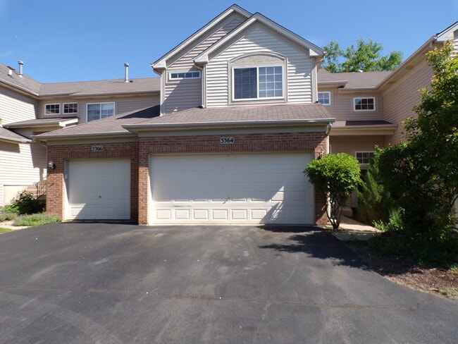Building Photo - 3364 Blue Ridge Dr
