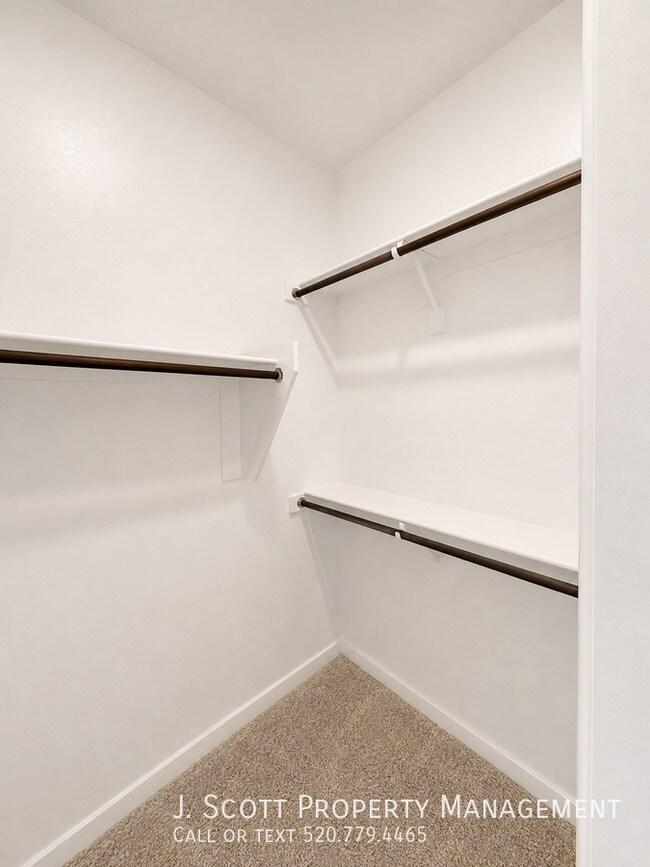 Building Photo - 3347 South Lily-