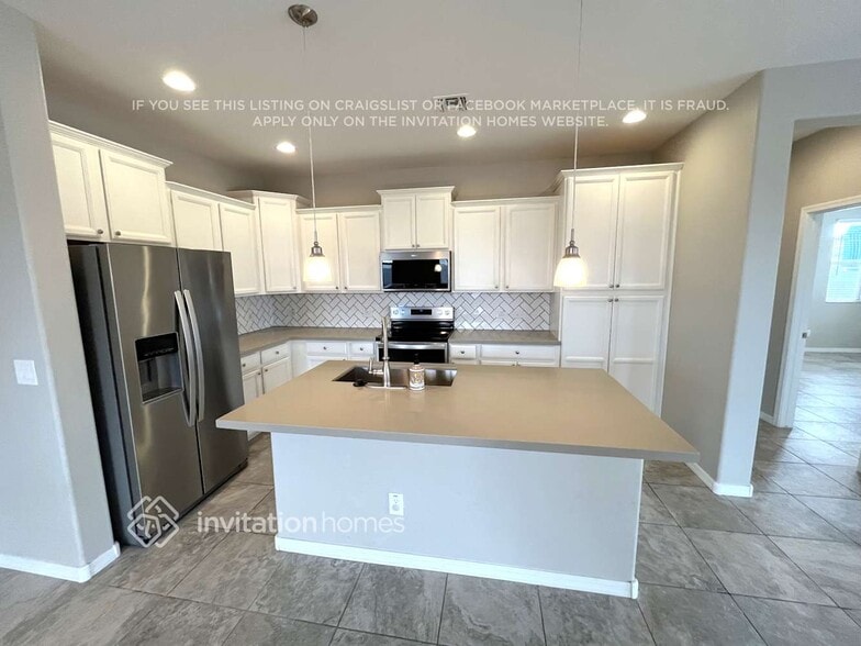 Building Photo - 22316 N 180th Dr