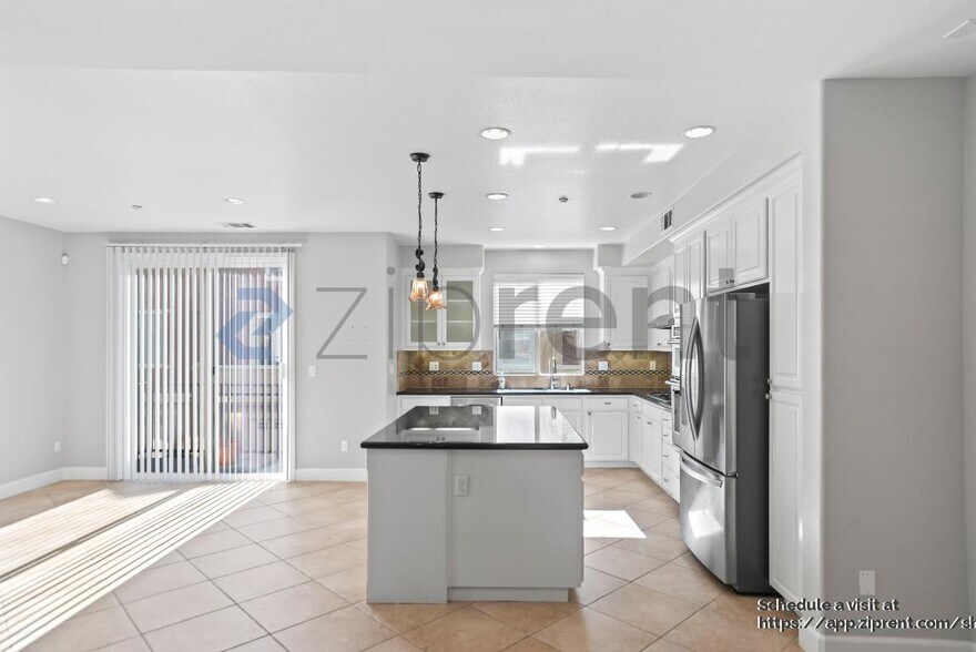 Building Photo - 6185 Yardley Ln