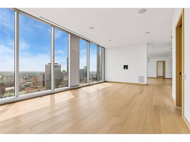 Building Photo - 255 Hennepin Ave