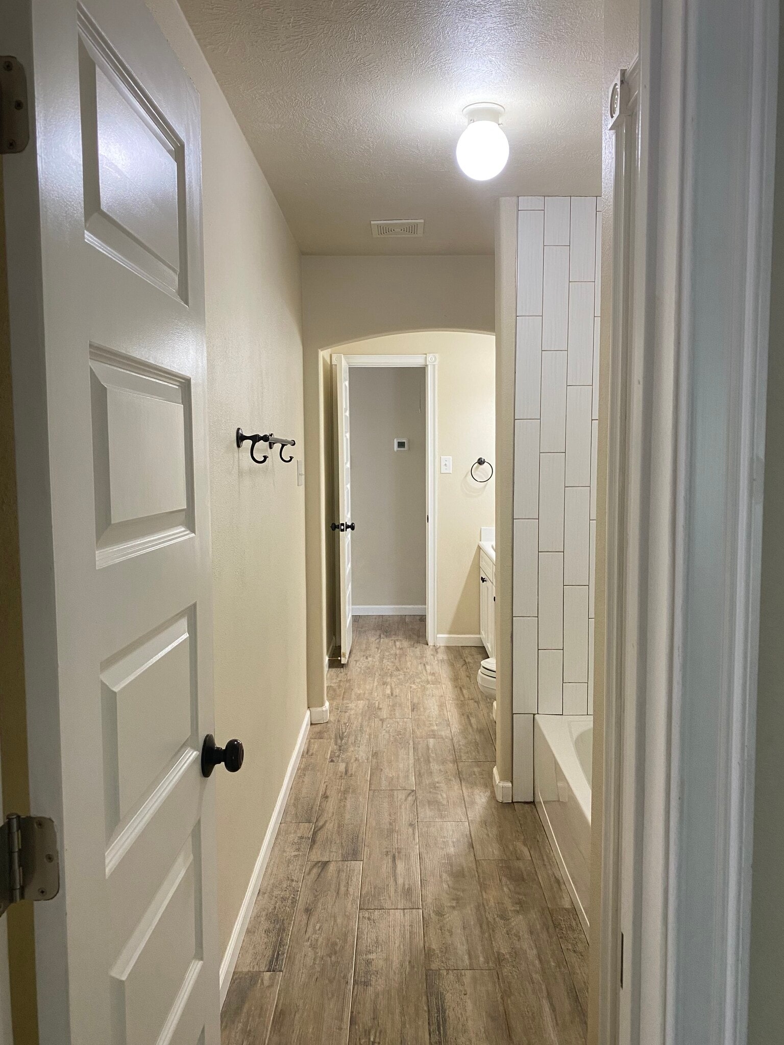 Building Photo - 17802 Oakridge Canyon Ln