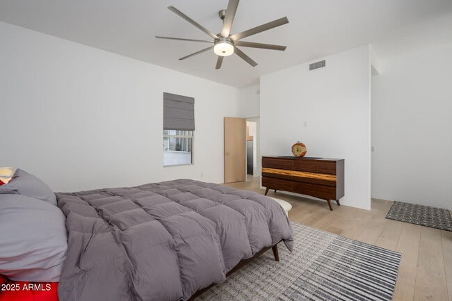 Building Photo - 25810 N Abajo Dr