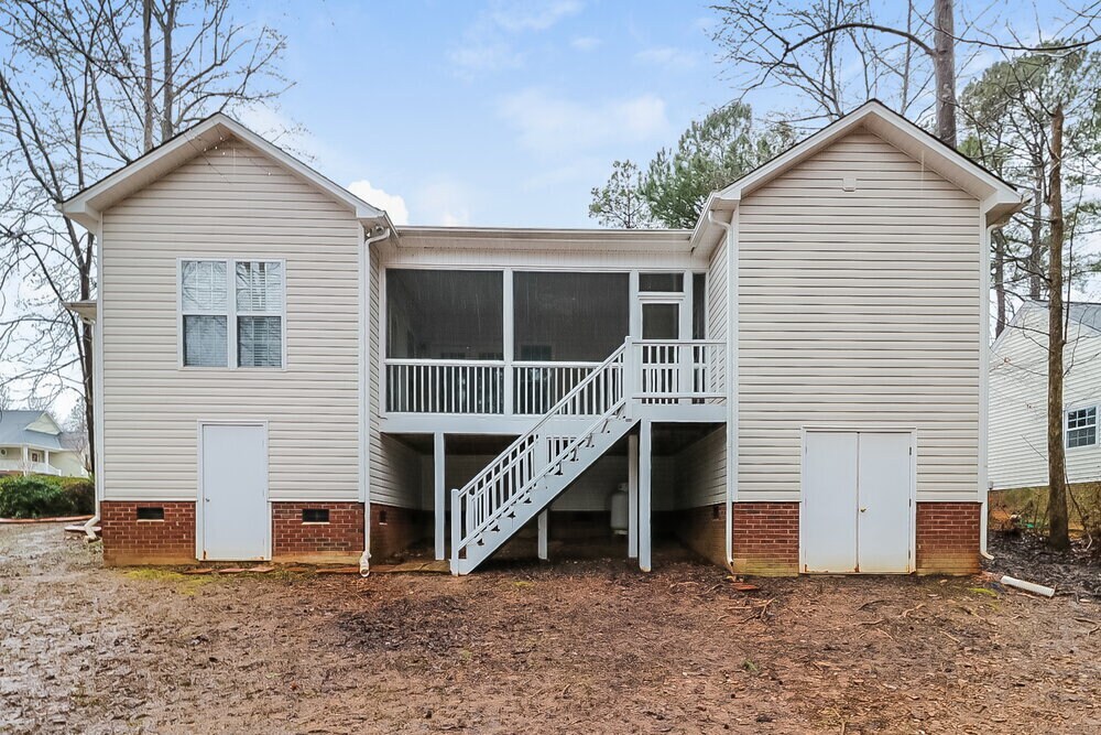 Building Photo - 115 Lily Crossing