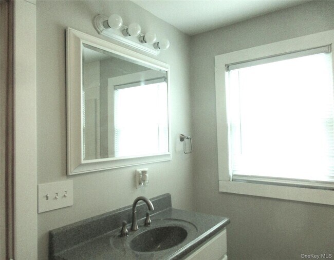 Building Photo - 20 Neversink Ave