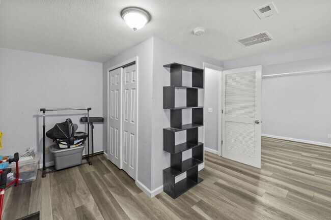 Building Photo - Spacious 4-Bedroom Home with Fenced Yard, 2-Car Garage & Scenic Views in Cheyenne Meadows