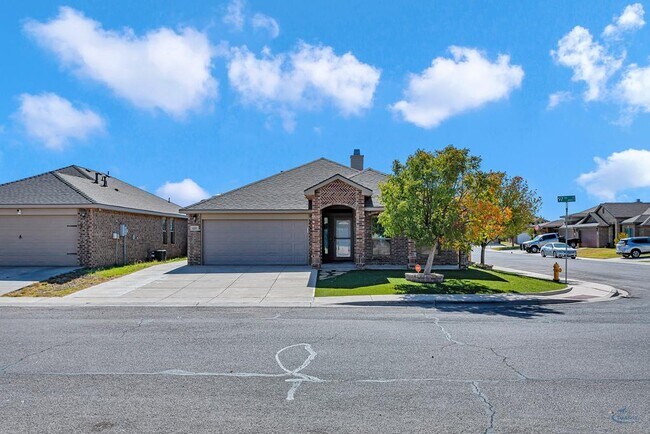 Primary Photo - 410 E 97th St