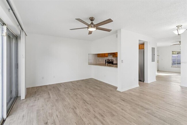 Building Photo - 5182 Sunridge Palms Dr