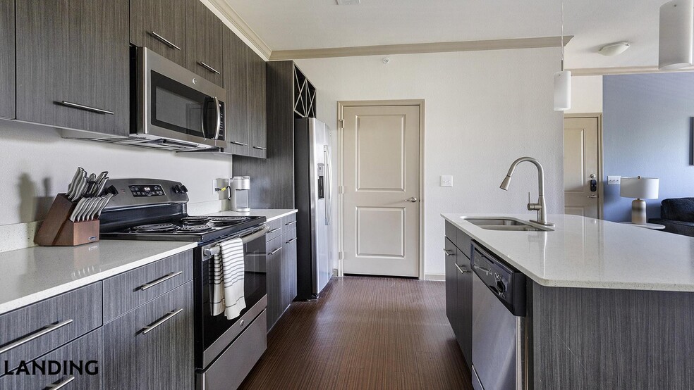 Building Photo - 7602 Luskey Blvd