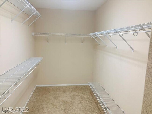 Building Photo - 5506 Spiceberry Dr