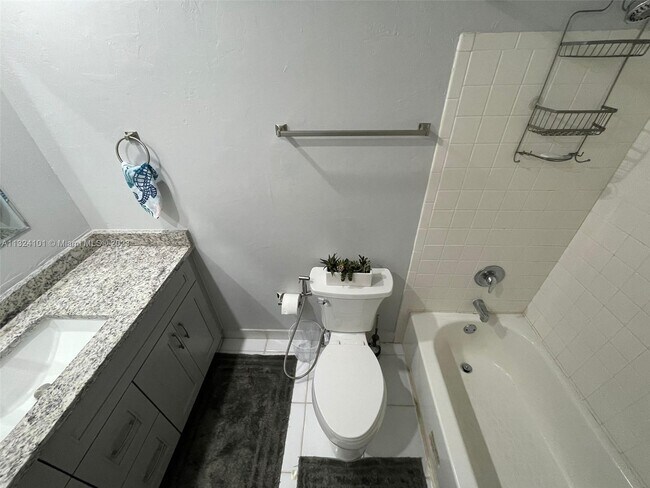Building Photo - 980 NW 79th Terrace