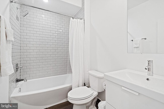 Building Photo - 1524 S 25th St