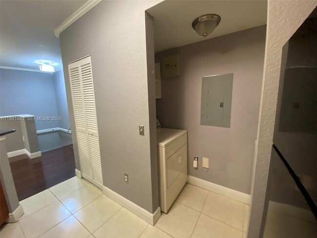 Building Photo - 1202 Belmont Ln