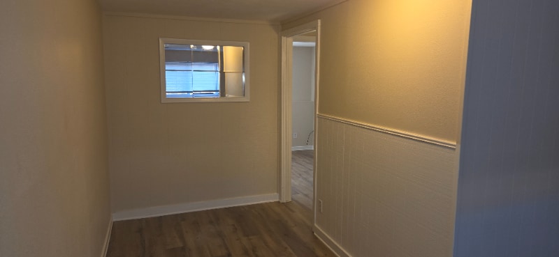 Building Photo - 3705 N Chestnut St