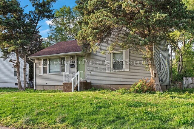 Building Photo - 8253 Frost Ave