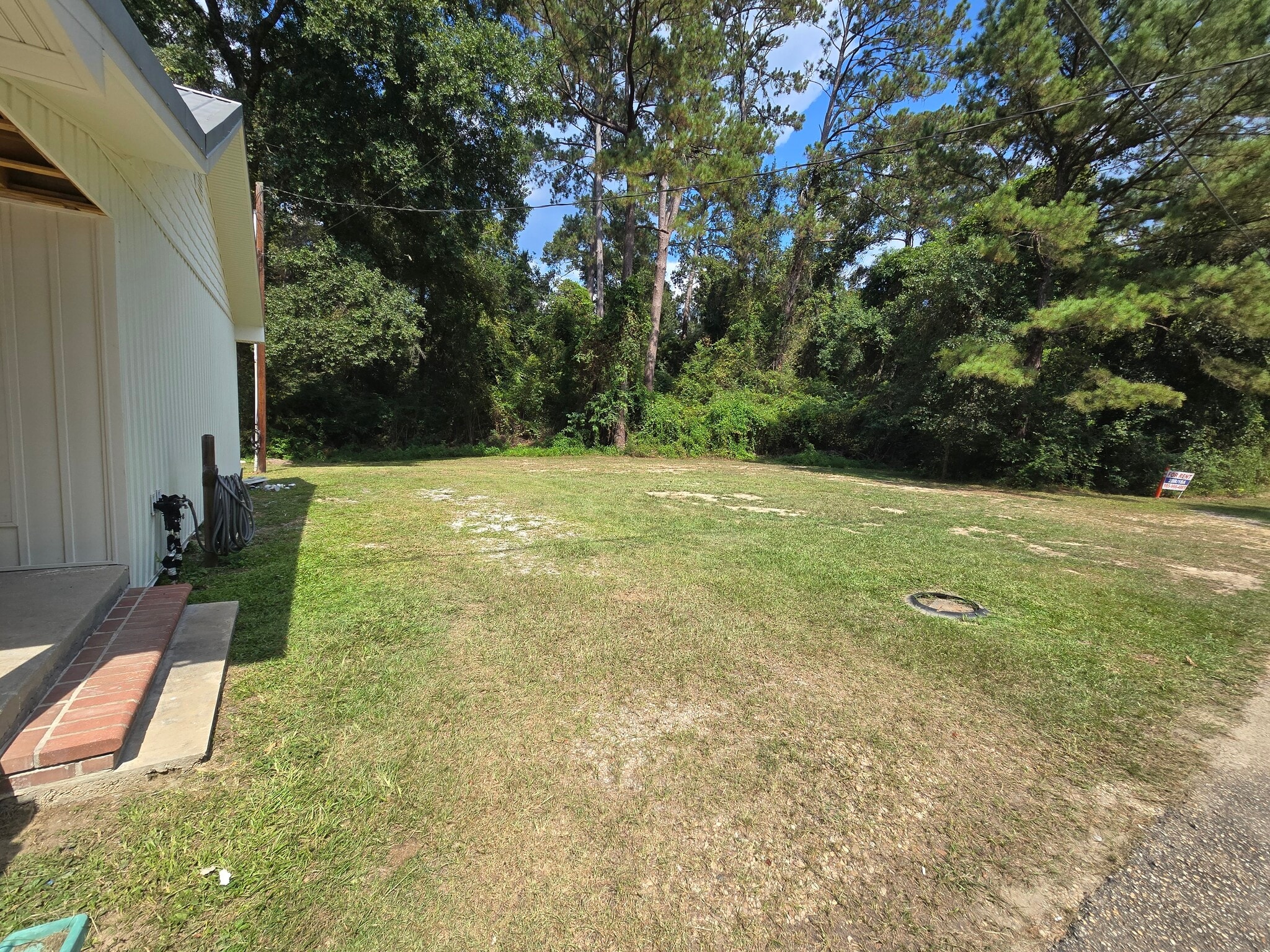 side yard parking - 22375 Highway 36