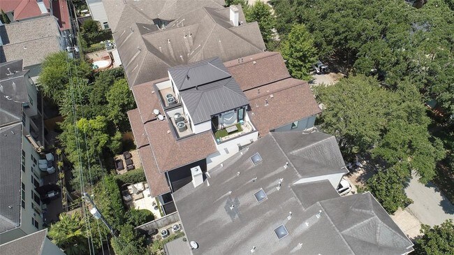 Building Photo - 6617 Minola St