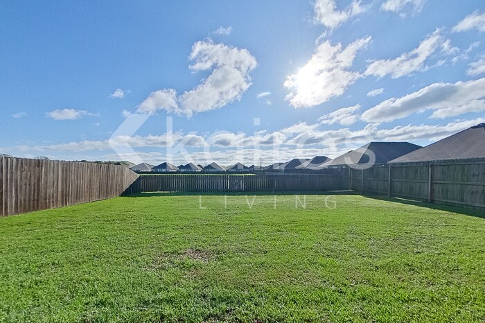 Building Photo - 123 Yardley Ct