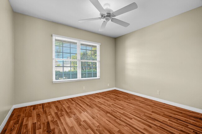 Building Photo - 18096 Lemon St