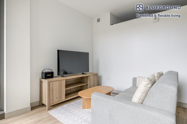 Building Photo - 89 E Dedham St