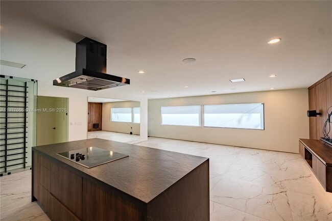 Building Photo - 3711 Battersea Rd