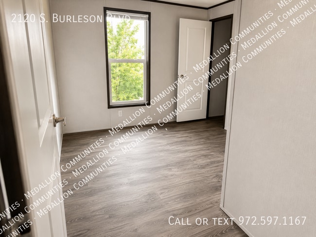 Building Photo - 2120 S Burleson Blvd