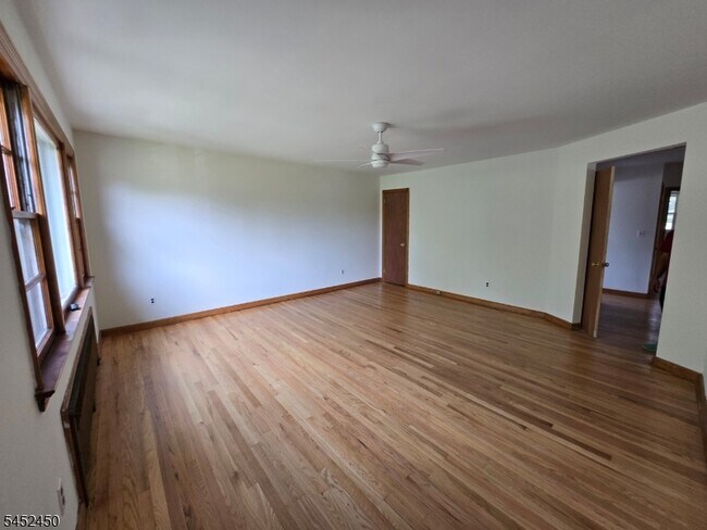 Building Photo - 384 Delawanna Ave