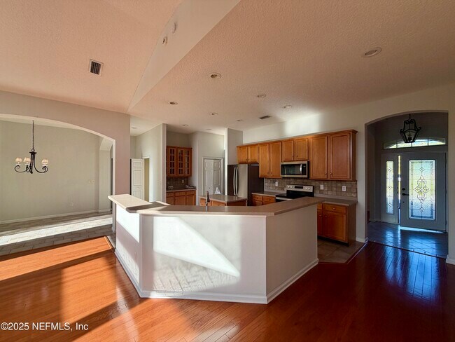 Building Photo - 1228 Loch Tanna Loop