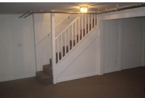 Building Photo - 15 Glazer Rd