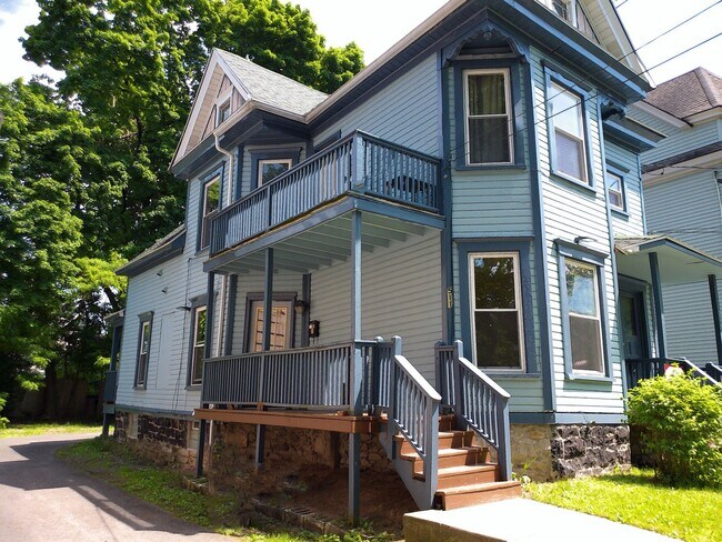 Building Photo - 511 Columbus Ave