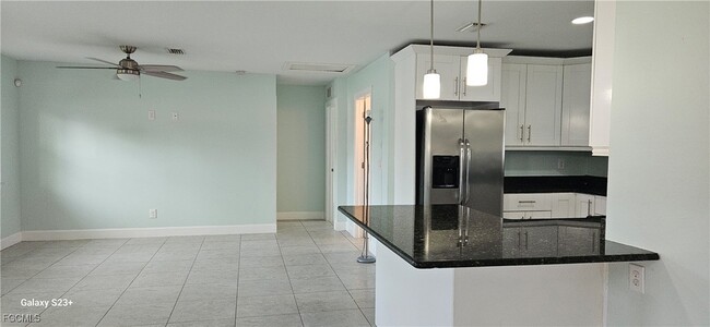 Building Photo - 1626 Grace Ave