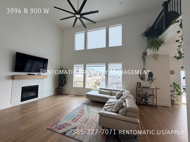 Building Photo - 3994 N 900 W