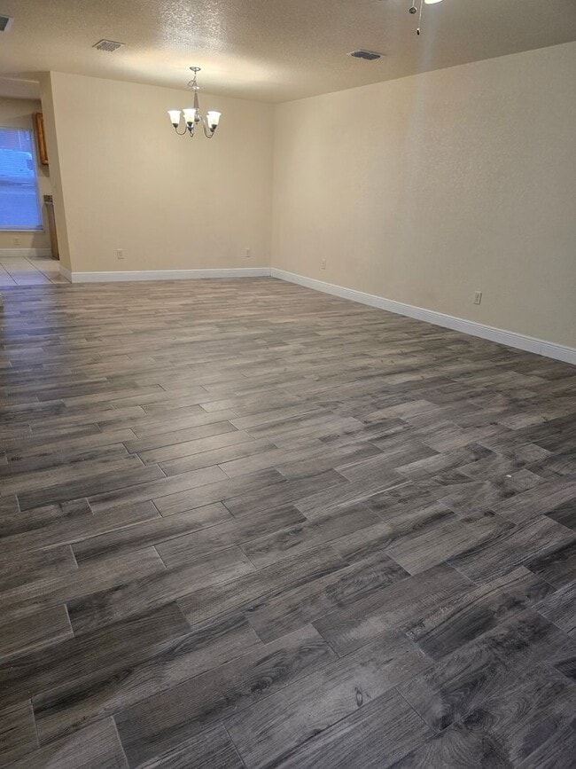 Building Photo - 3/2 Townhome in Inverness!!!