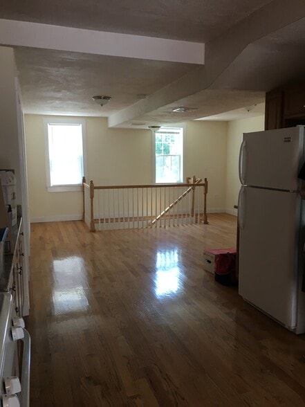 Building Photo - 112-114 Butterfield Street