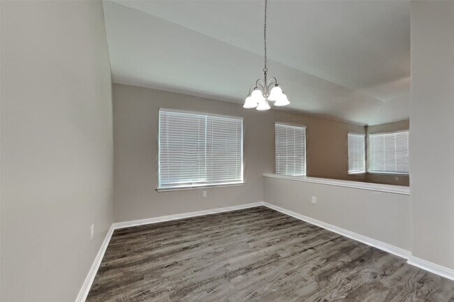 Building Photo - 8226 Point Pendleton Dr