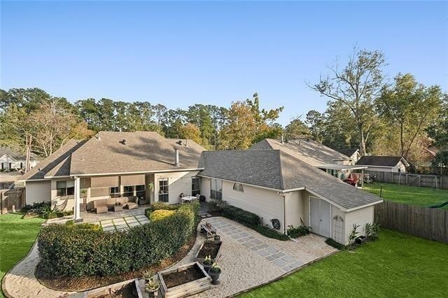 Building Photo - 236 Highland Dr